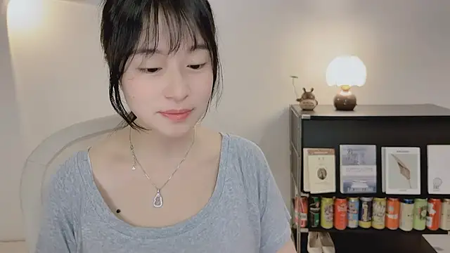 Onechestnut online show from 23, 5, 2026