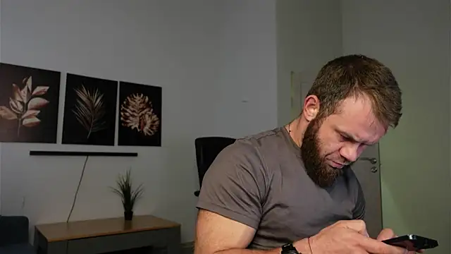 Stewart Barnz online show from 9, 10, 2025