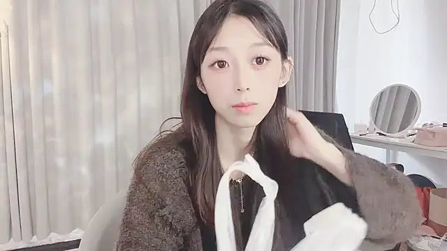 jiangjiang caicai online show from 7, 11, 2025