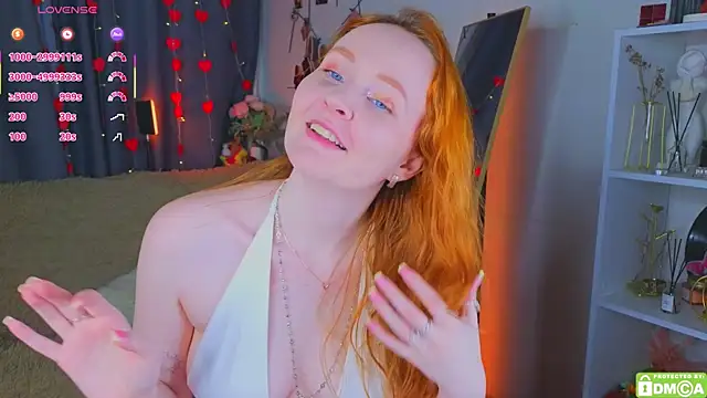 JoyceJones online show from 17, 6, 2026