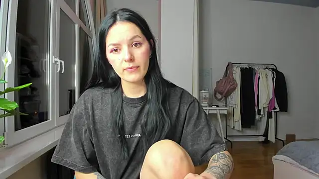 EwelynScott online show from 3, 2, 2026