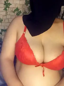 Snapshot of yaraa49 chatting on 8, 6, 2026 yaraa49 online show from 8, 6, 2026