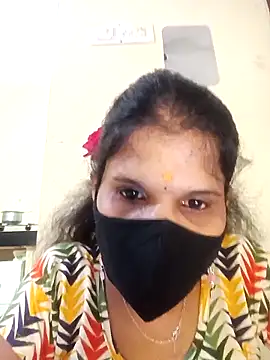 Snapshot of ranisanthutelugu chatting on 15, 9, 2025 ranisanthutelugu online show from 15, 9, 2025