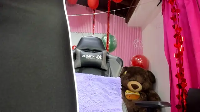 Mindy 19 online show from 22, 2, 2026