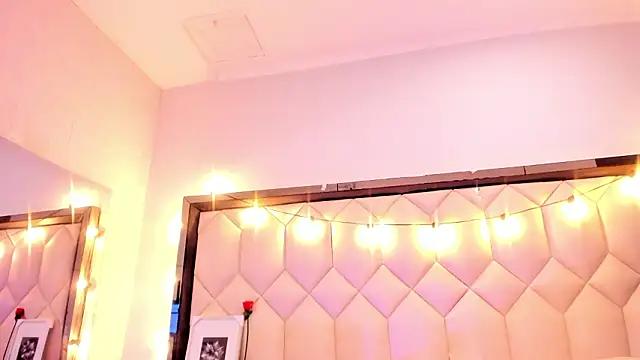 Snapshot of Scarletbigbug chatting on 25, 2, 2026 Scarletbigbug online show from 25, 2, 2026