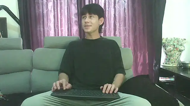 Michael blue online show from 13, 5, 2026