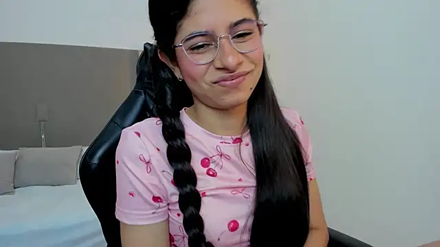 carlina 15 online show from 11, 11, 2025