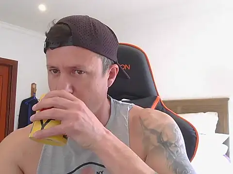 TroyDieselXXX online show from 21, 9, 2025