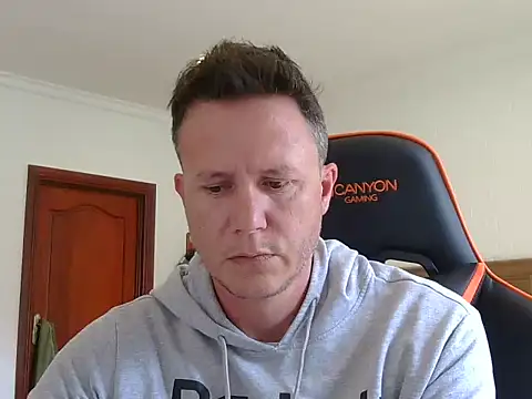 TroyDieselXXX online show from 21, 12, 2025