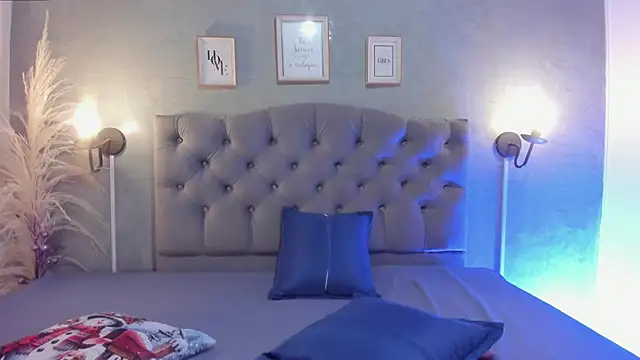 GiannaSlimJB online show from 26, 11, 2025