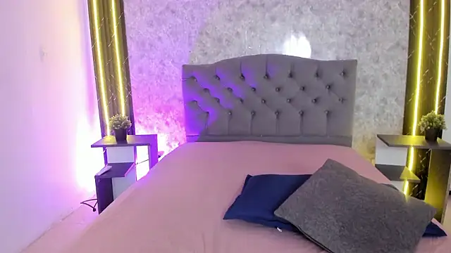 GiannaSlimJB online show from 26, 2, 2026