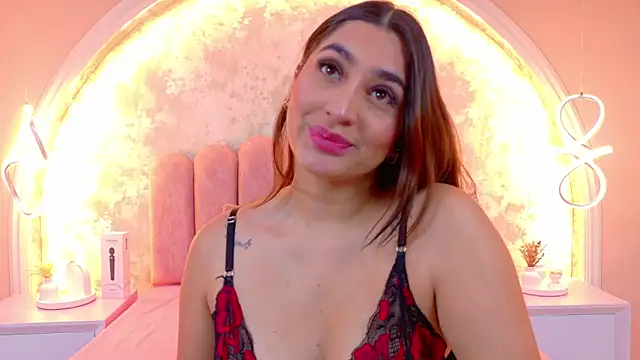 JasmineRhodes online show from 5, 2, 2026