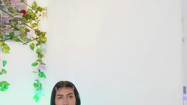 saraBow online show from 23, 9, 2025