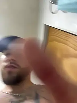 Ades Lowe online show from 26, 10, 2025