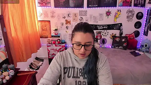 Cherry blush  online show from 25, 5, 2026