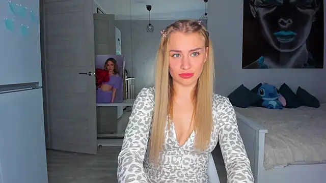 MashaFromRussia   online show from 6, 11, 2025