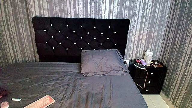 Alicee Moonn online show from 2, 3, 2026