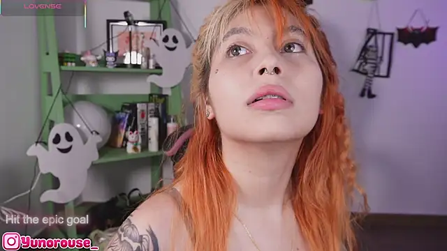 YunoRose  online show from 4, 11, 2025