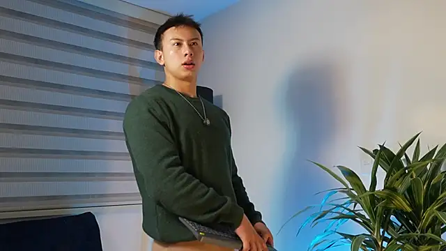 Snapshot of DeusbelliS chatting on 13, 9, 2025 DeusbelliS online show from 13, 9, 2025