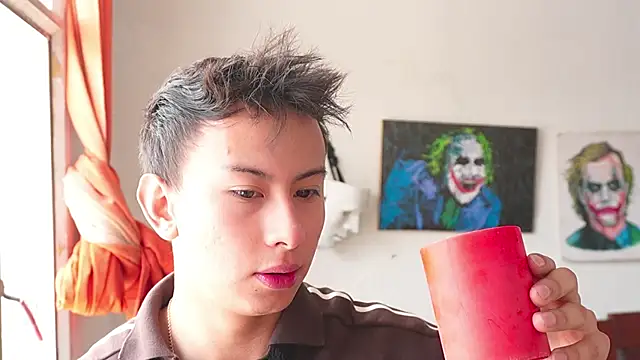 Snapshot of DeusbelliS chatting on 7, 10, 2025 DeusbelliS online show from 7, 10, 2025