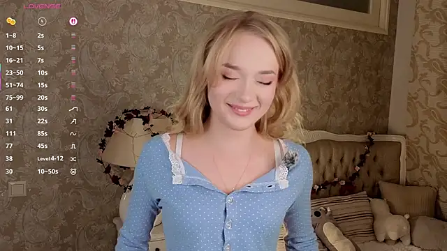 Snapshot of Emma_Frosty chatting on 12, 4, 2026 Emma Frosty online show from 12, 4, 2026