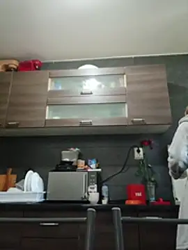 Aly-john1985 online show from 2, 11, 2025