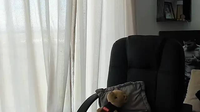 Marck Mathews online show from 19, 9, 2025