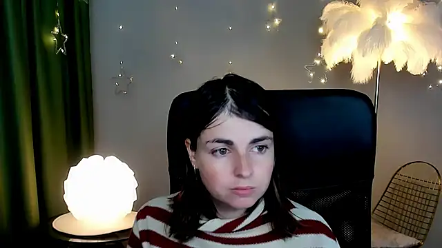 MartaEdams online show from 17, 12, 2025