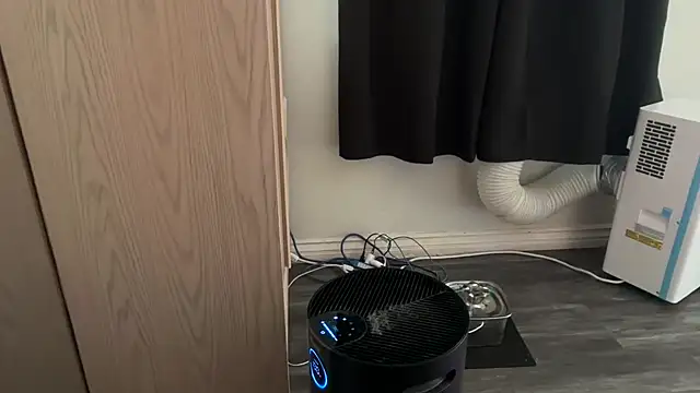 kSwisssxxx online show from 6, 11, 2025