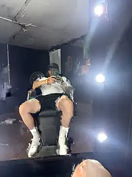 Snapshot of crazybarber69 chatting on 18, 9, 2025 crazybarber69 online show from 18, 9, 2025