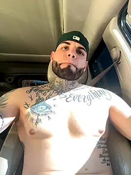 Snapshot of crazybarber69 chatting on 28, 11, 2025 crazybarber69 online show from 28, 11, 2025