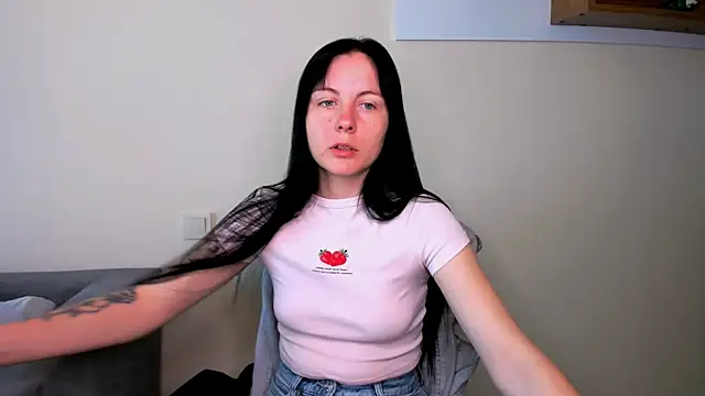 Snapshot of Elle_Pearl_ chatting on 15, 5, 2026 Elle Pearl online show from 15, 5, 2026