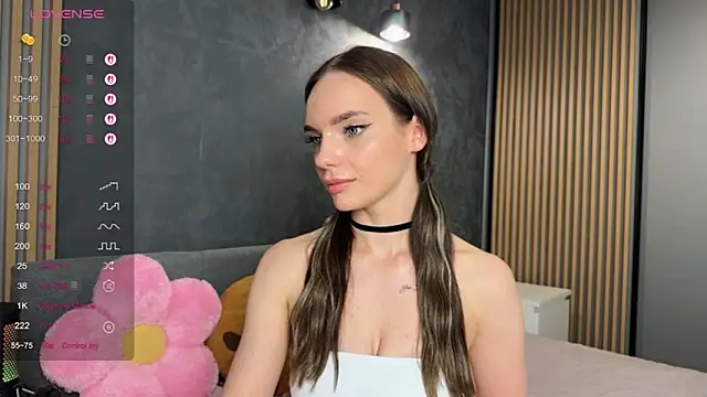 litlle angelll online show from 31, 5, 2026