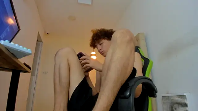 Darkknightx01 online show from 30, 11, 2025