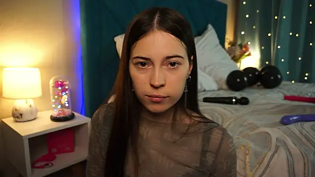 ywixos online show from 10, 4, 2026