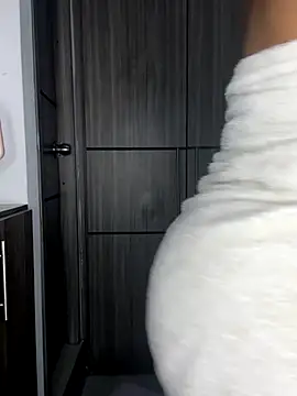 Mia sweet80 online show from 20, 9, 2025