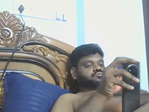 lustboystraight online show from 18, 4, 2026