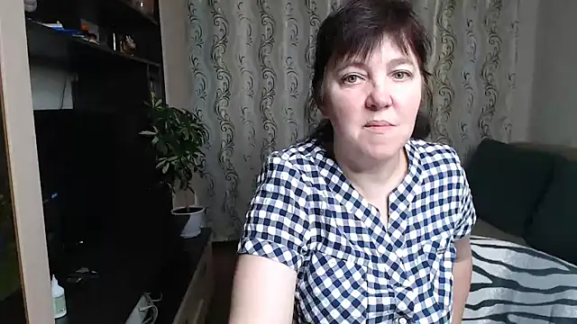 Snapshot of Illusionq chatting on 17, 10, 2025 Illusionq online show from 17, 10, 2025