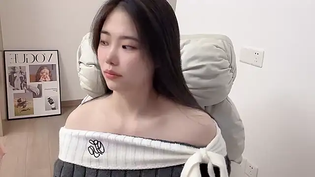 suki-1 online show from 30, 11, 2025