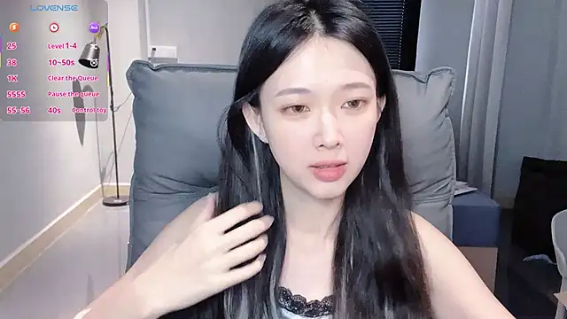 NiNi-baby520 online show from 28, 11, 2025