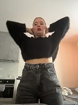 StephanieMur online show from 12, 1, 2026