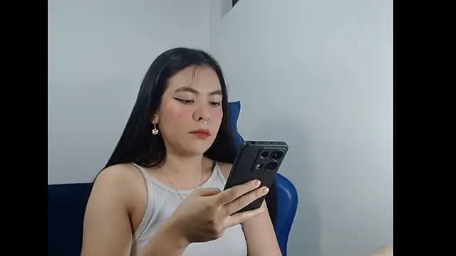 Snapshot of EloiseJun chatting on 6, 4, 2026 EloiseJun online show from 6, 4, 2026