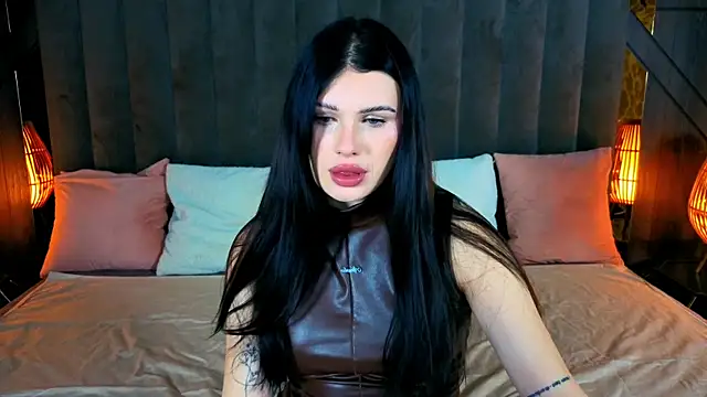 Neyla Charm online show from 29, 9, 2025