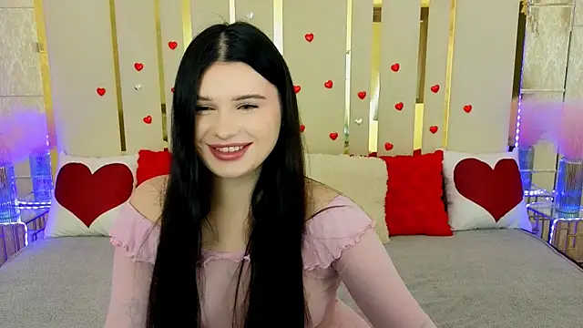 Neyla Charm online show from 16, 2, 2026