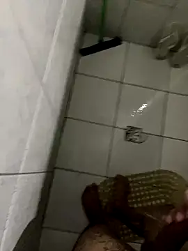 Snapshot of thomasllucas chatting on 6, 10, 2025 thomasllucas online show from 6, 10, 2025