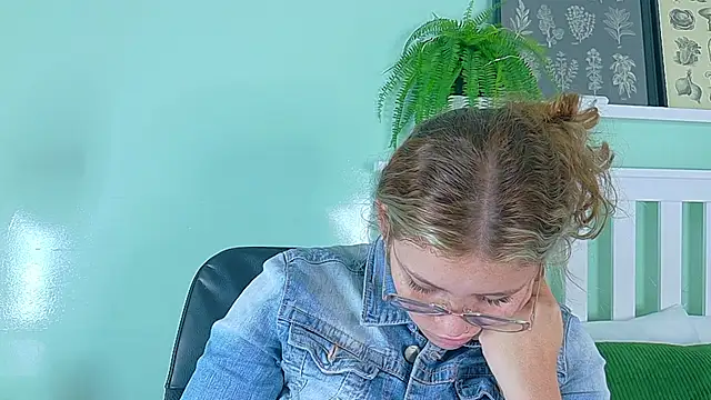 BelaMiller  online show from 9, 10, 2025