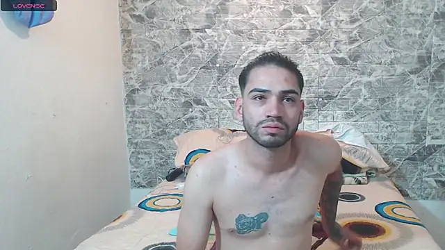 Snapshot of daniquintero03 chatting on 29, 9, 2025 daniquintero03 online show from 29, 9, 2025