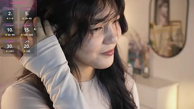 Snapshot of MoiraEger chatting on 17, 9, 2025 MoiraEger online show from 17, 9, 2025