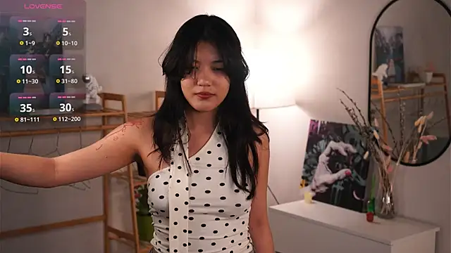 Snapshot of MoiraEger chatting on 16, 10, 2025 MoiraEger online show from 16, 10, 2025