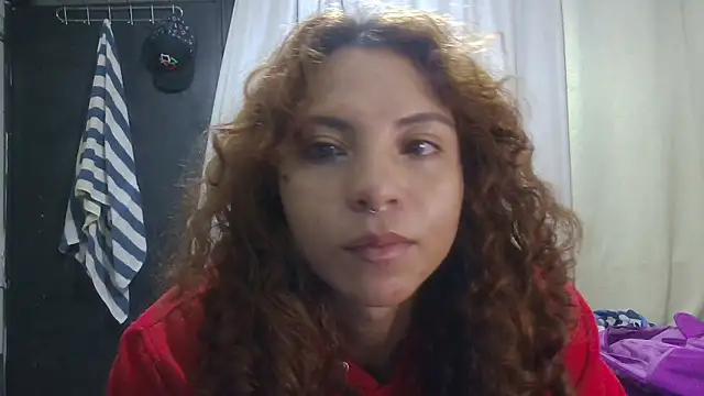 Snapshot of VioletV chatting on 19, 6, 2026 VioletV online show from 19, 6, 2026